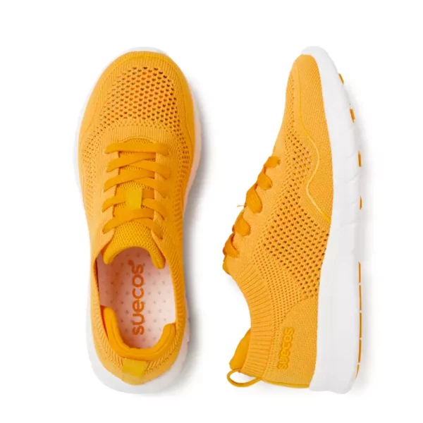 Zapatillas unisex Suecos Lätt en color naranja, ergonómicas y transpirables, con talón reforzado y suela antideslizante.