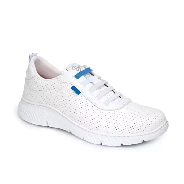 Zapatilla Dian ALTEA PLUS en color blanco con cordones elásticos, microfibra transpirable y suela antideslizante ultra ligera.