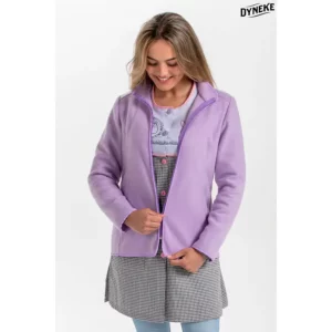 Bata maestra animalitos Dyneke 8302247, vista frontal con modelo