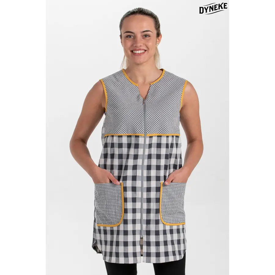 Bata Dyneke Cremallera Gris 8322246 1 Bata cremallera s/m gris Dyneke 8322246, vista frontal con modelo