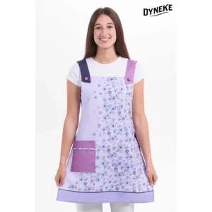 Estola lila estampada flores Dyneke 8326863, vista frontal con modelo