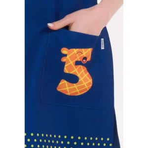 Estola maestra numeros Dyneke 8371891, detalle de bolsillo estampado