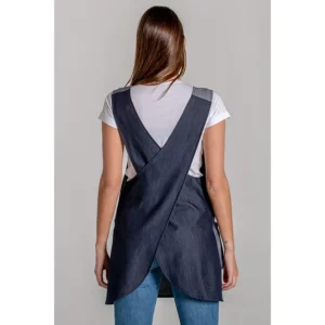Estola tejano bolsillo fruncido. Dyneke 8956497, vista trasera con modelo