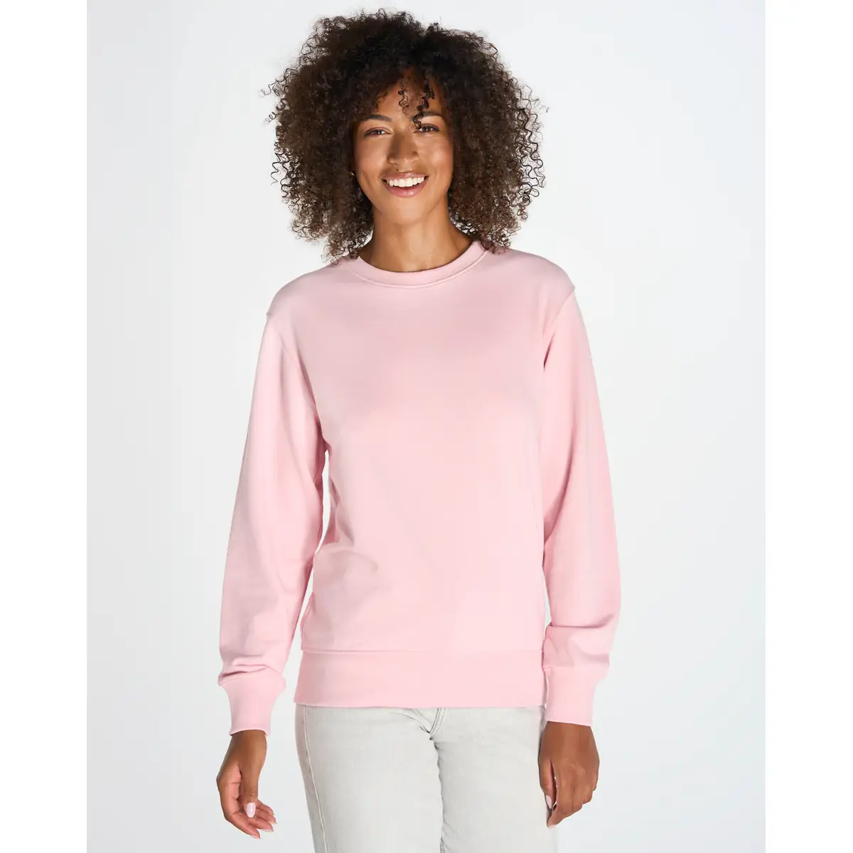 Sudadera JHK SWCRL240 1 Sudadera JHK SWCRL240, vista frontal con persona