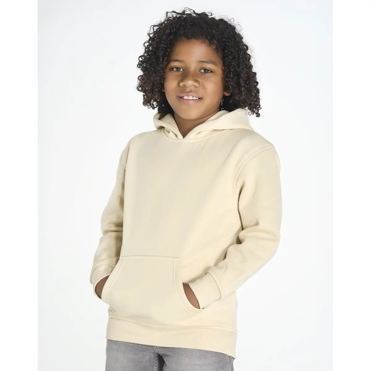 Sudadera JHK SWRKKNG 1 Sudadera JHK SWRKKNG, vista frontal con persona