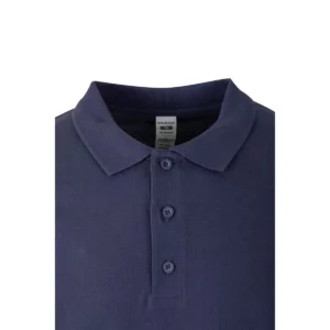 Polo Mukua HOBART en color Denim Blue, detalle del cuello