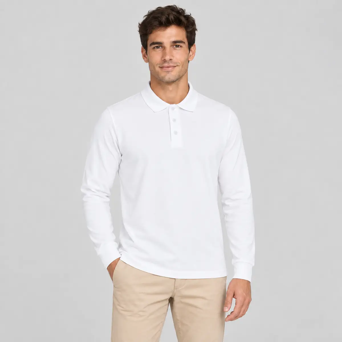 Polo unisex Mukua HOBART PL200UW 1 Polo Mukua HOBART de manga larga blanco, vestido por un modelo de frente
