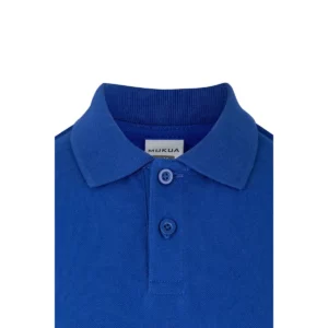 Polo Mukua MACKAY KIDS en color Royal Blue, detalle del cuello