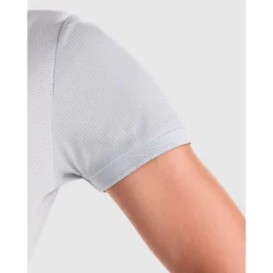 Polo Roly TORMO WOMAN en gris, detalle de la manga