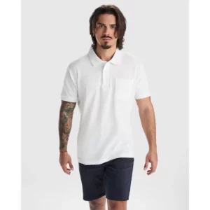 Polo Roly CENTAURO PREMIUM en blanco, vista frontal con modelo