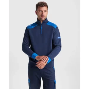 Sudadera Roly SU8413, vista frontal con persona