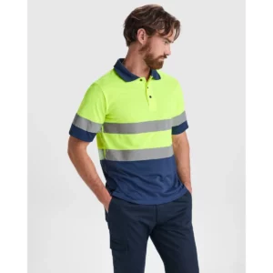 Polo Roly POLARIS en azul marino y amarillo flúor, vista frontal con modelo