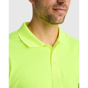 Polo Roly POLARIS L/S en amarillo flúor, detalle del cuello y la tapeta