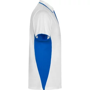 Polo Roly MONTMELO en blanco y azul royal, vista lateral opuesta