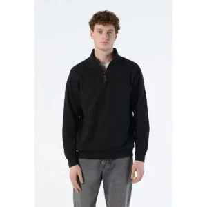 Sudadera SOL’S 02088, vista frontal con persona
