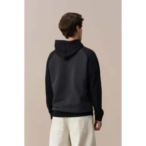 Sudadera SOL’S 02998, vista trasera con persona