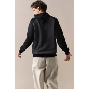 Sudadera SOL’S 02998, vista trasera con persona