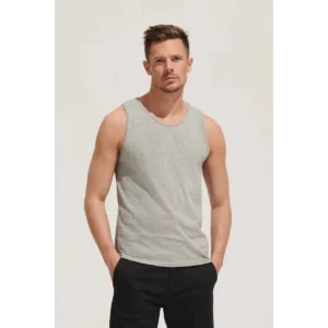 Camiseta SOL'S JUSTIN 11465, presentación con modelo