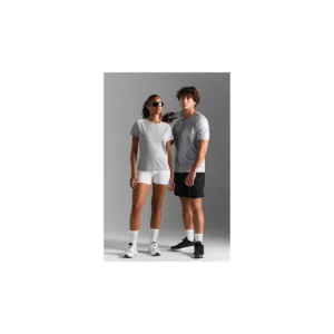 Camiseta SOL'S SPORTY 11939, presentación con modelo