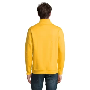 Sudadera SOL’S 02088, vista trasera con persona