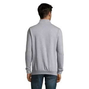 Sudadera SOL’S 02088, vista trasera con persona