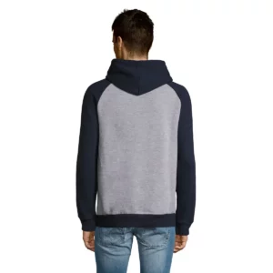 Sudadera SOL’S 02998, vista trasera con persona