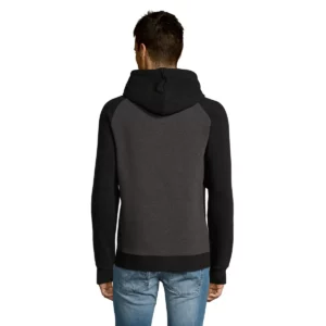 Sudadera SOL’S 02998, vista trasera con persona