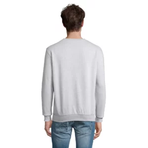 Sudadera SOL’S 03814, vista trasera con persona