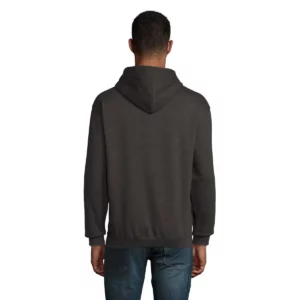 Sudadera SOL’S 03815, vista trasera con persona