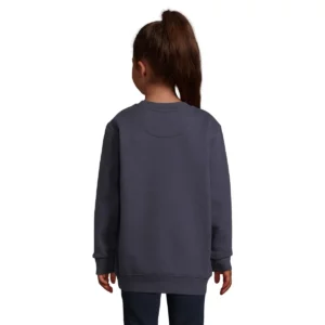 Sudadera SOL’S 04239, vista trasera con persona