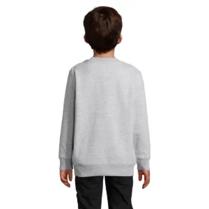 Sudadera SOL’S 04239, vista trasera con persona