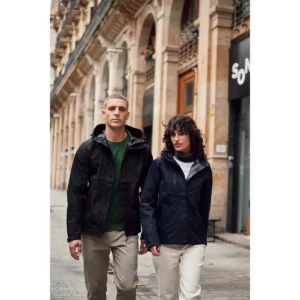 Chaqueta hombre CLIQUE WACO 020923 / Chaqueta mujer CLIQUE WACO WOMEN 020924, vista frontal de campaña
