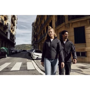 Chaqueta mujer CLIQUE MILFORD JACKET WOMEN 020928, con modelos