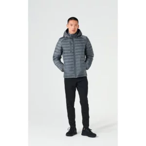 Chaqueta acolchada Clique Hudson 020976, vista frontal con modelo