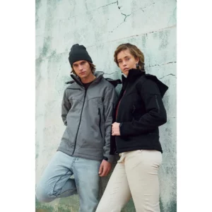 Chaqueta hombre CLIQUE GRAYLAND 020980 / Chaqueta mujer CLIQUE GRAYLAND WOMEN 020981, con modelos
