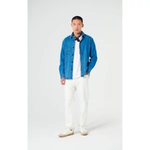 Sobrecamisa unisex Clique Overshirt 027962 Tejano, con modelo masculino en estudio