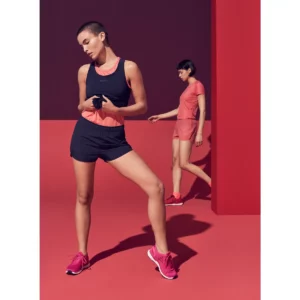 Zapatillas mujer CRAFT V150 ENGINEERED 1908264, con modelo, conjunto en uso