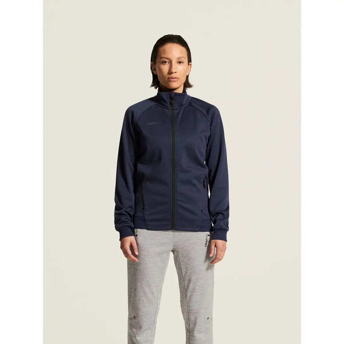 Chaqueta mujer CRAFT ADV UNIFY JACKET 1909135 27 Chaqueta mujer CRAFT ADV UNIFY JACKET 1909135, Navy, con modelo, vista frontal