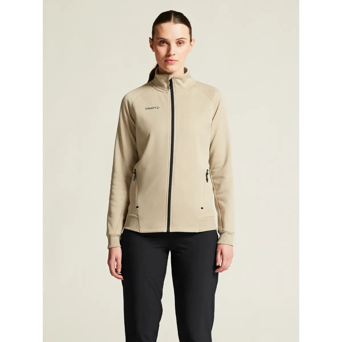 Chaqueta mujer CRAFT ADV UNIFY JACKET 1909135 48 Chaqueta mujer CRAFT ADV UNIFY JACKET 1909135, Hay, con modelo, vista frontal