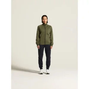 Chaqueta mujer CRAFT ADV UNIFY JACKET 1909135, Woods, con modelo, vista frontal de cuerpo entero
