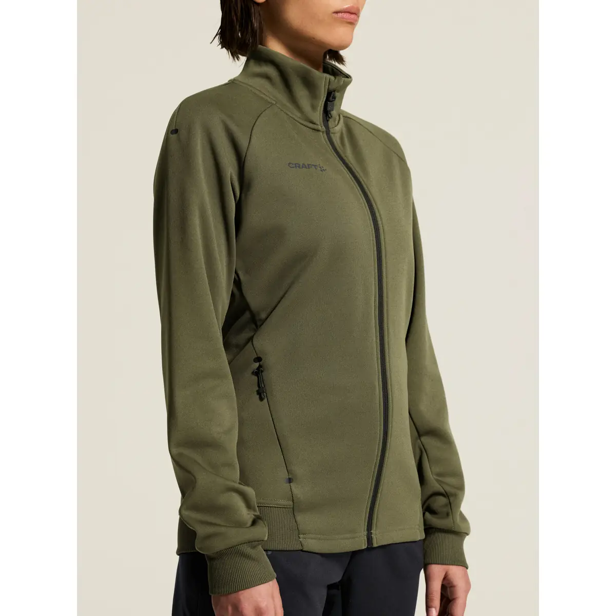 Chaqueta mujer CRAFT ADV UNIFY JACKET 1909135 60 Chaqueta mujer CRAFT ADV UNIFY JACKET 1909135, Woods, con modelo, detalle frontal