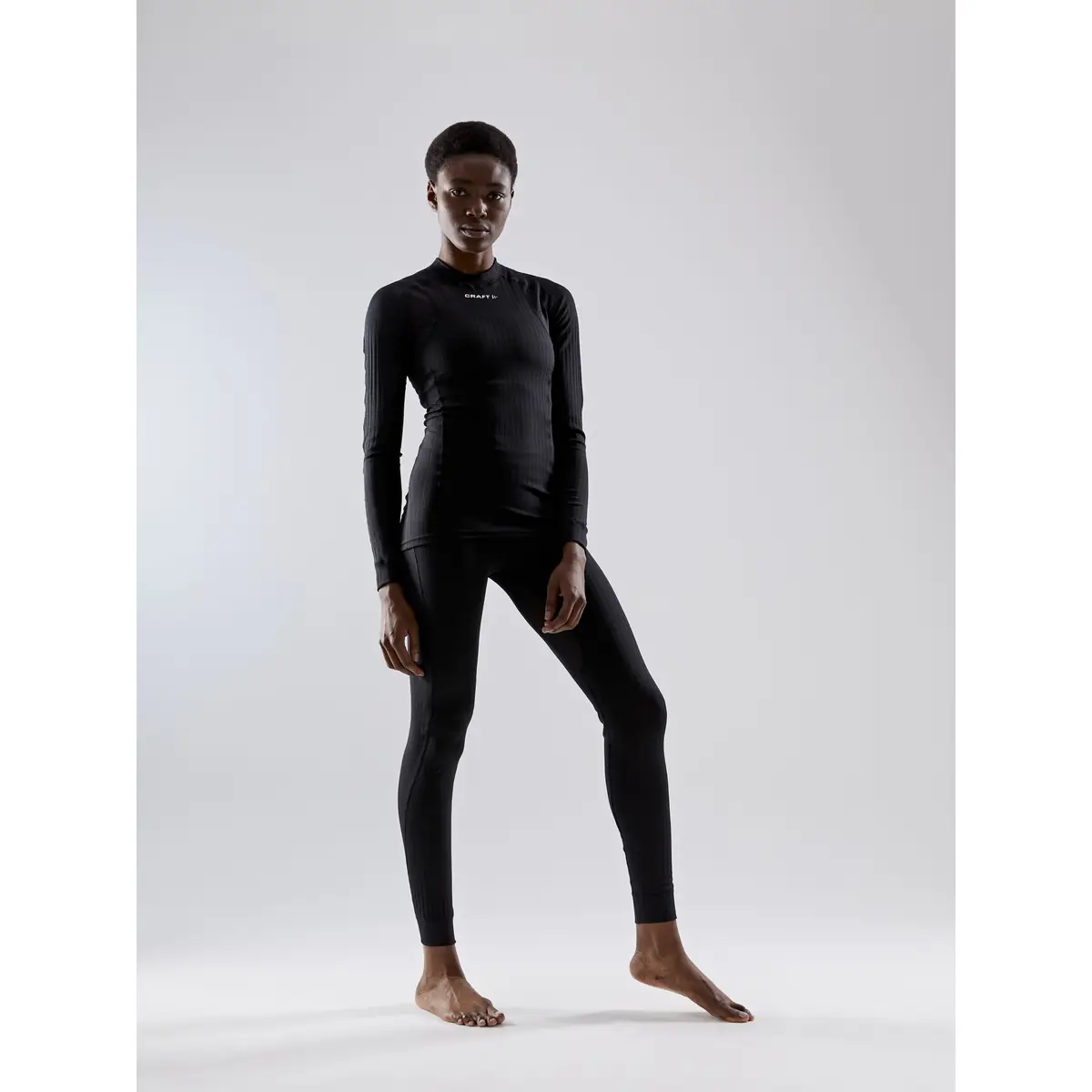 Camiseta interior mujer CRAFT ACTIVE EXTREME X LS 1909673 4 Camiseta interior mujer CRAFT ACTIVE EXTREME X LS 1909673, con modelo, vista frontal