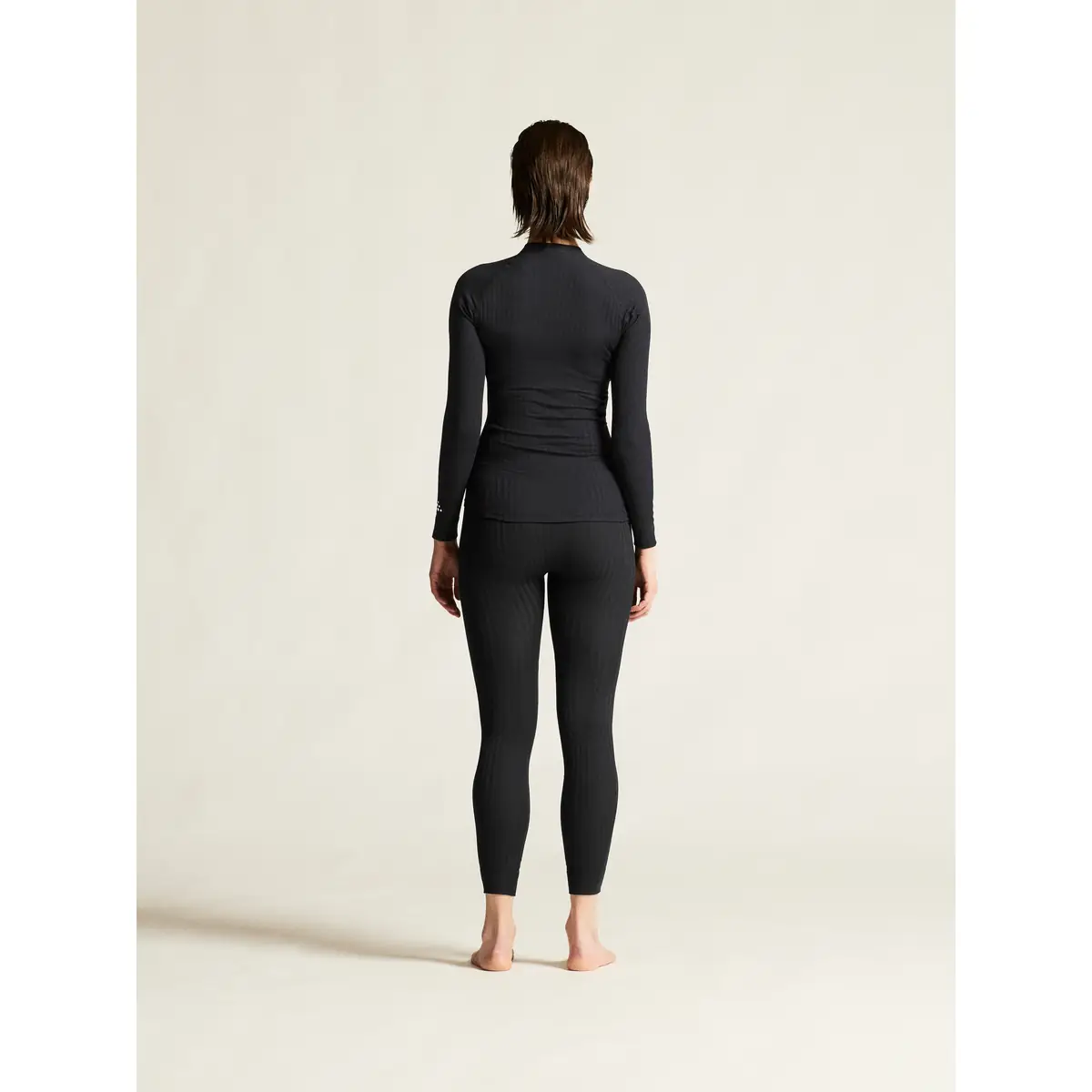 Camiseta interior mujer CRAFT ACTIVE EXTREME X LS 1909673 7 Camiseta interior mujer CRAFT ACTIVE EXTREME X LS 1909673, con modelo, vista posterior