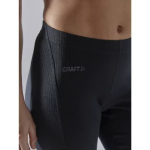 Conjunto mujer CRAFT CORE DRY BASELAYER SET 1909706, Negro, con modelo, detalle de la cintura de la malla