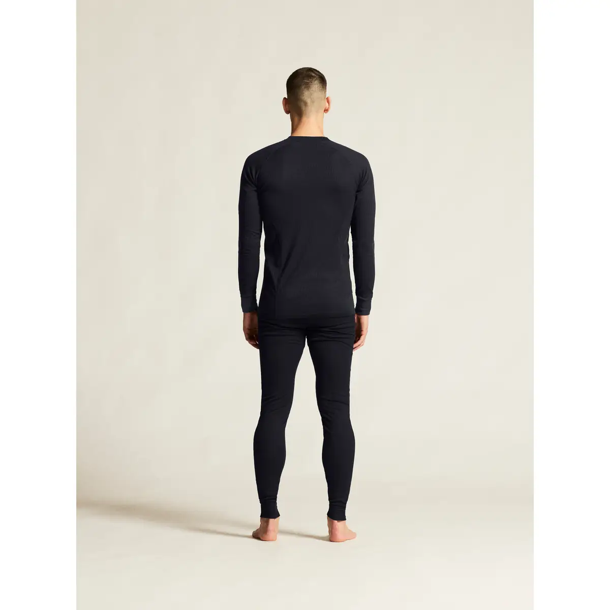 Conjunto hombre CRAFT CORE DRY BASELAYER SET 1909707 16 Conjunto hombre CRAFT CORE DRY BASELAYER SET 1909707, Negro, con modelo, vista posterior del conjunto