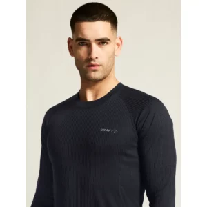 Conjunto hombre CRAFT CORE DRY BASELAYER SET 1909707, Negro, con modelo, detalle del cuello y el pecho