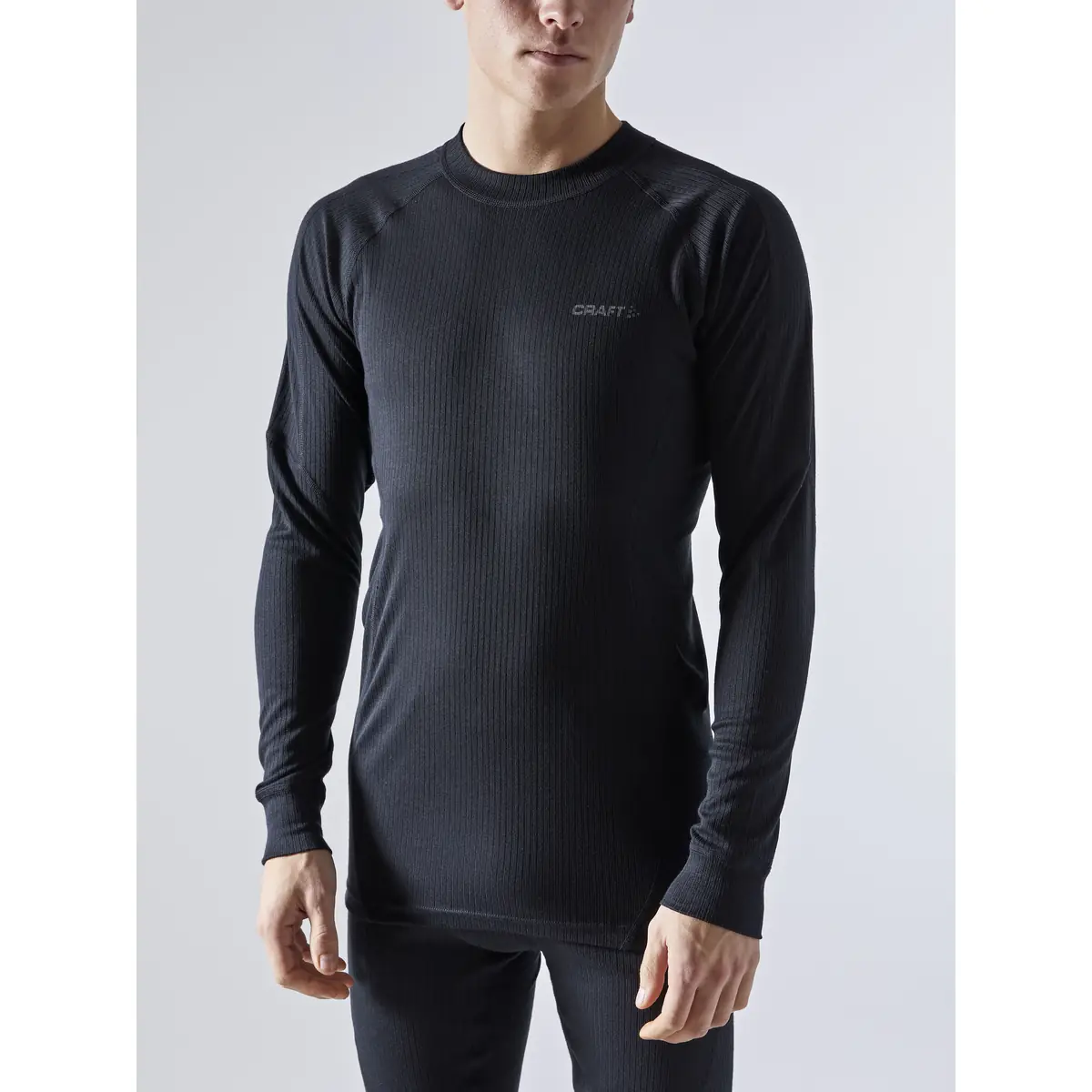 Conjunto hombre CRAFT CORE DRY BASELAYER SET 1909707 1 Conjunto hombre CRAFT CORE DRY BASELAYER SET 1909707, Negro, con modelo