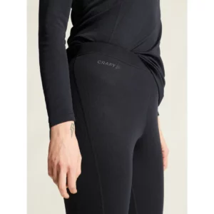Conjunto térmico mujer CRAFT CORE WARM BASELAYER SET 1909708, con modelo, detalle lateral de cintura y manga