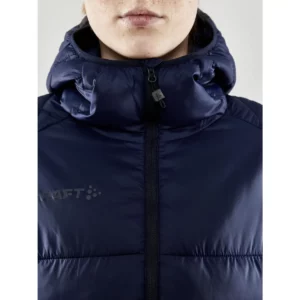 Chaqueta mujer CRAFT CORE EXPLORE ISOLATE JACKET 1910391, con modelo, detalle del cuello y la cremallera