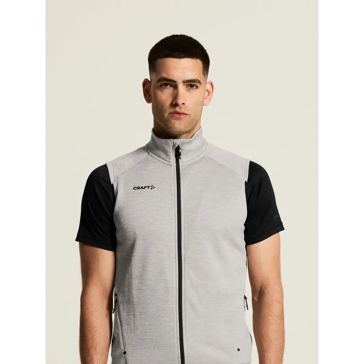 Chaleco hombre CRAFT ADV UNIFY VEST 1912161 14 Chaleco hombre CRAFT ADV UNIFY VEST 1912161, Grey melange, con modelo, vista frontal
